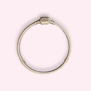 Woman’s Sterling Silver 925 Star Wars Pandora Charm Bracelet 7.9in